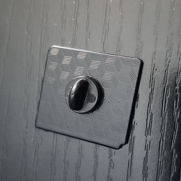 The Hobbit Pin - Picture 2 of 5